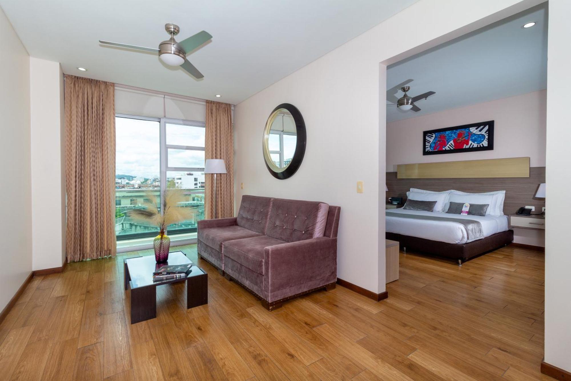Hotel Baroca Monteria Exterior photo